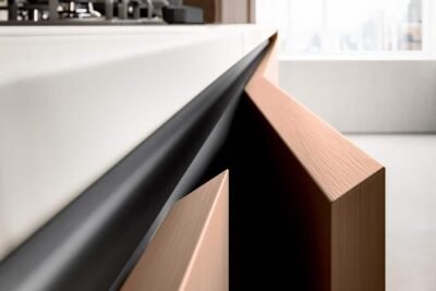 PORTRAIT-15_OMICRON_5_web