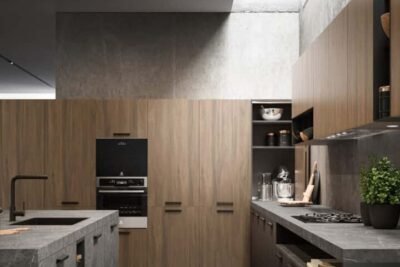 PORTRAIT-3_RHO_3_web-1-720×1080