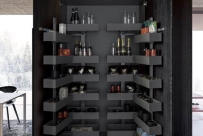 PORTRAIT-4_RHO_4_web-720×1080